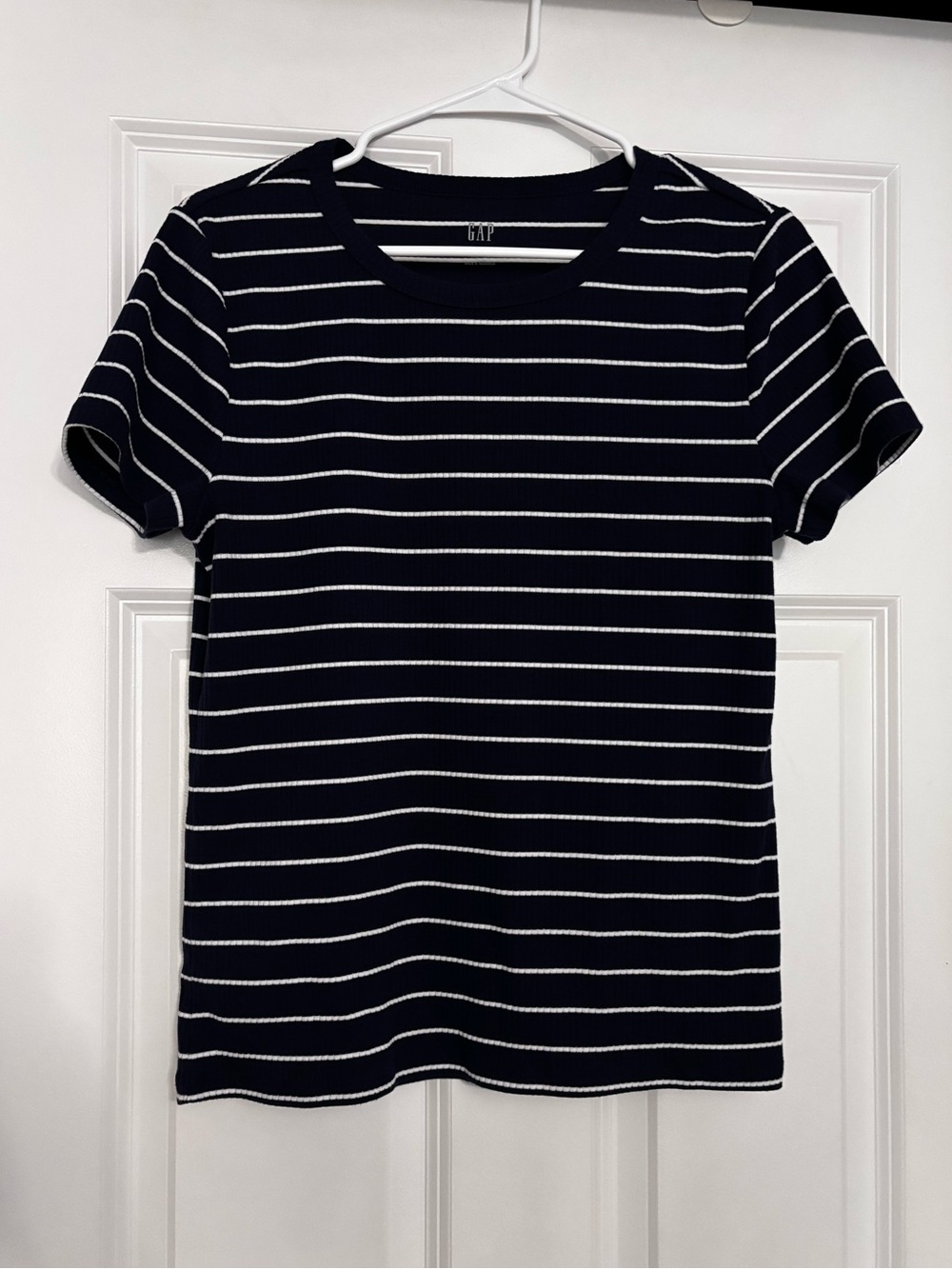 GAP Ribbed Tee